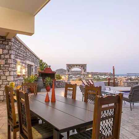 Des & Coo Luxury Villa With Private Pool 팔리라키 외부 사진