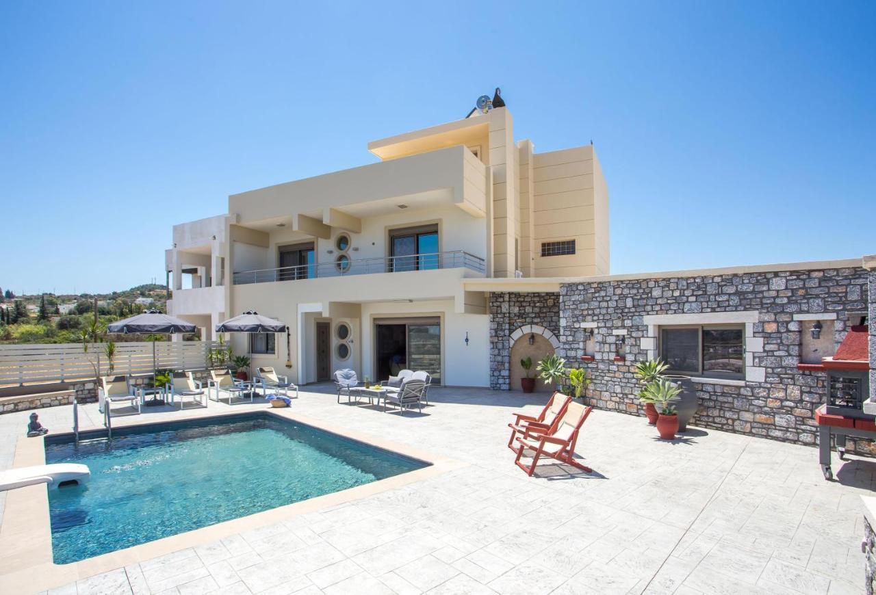 Des & Coo Luxury Villa With Private Pool 팔리라키 외부 사진