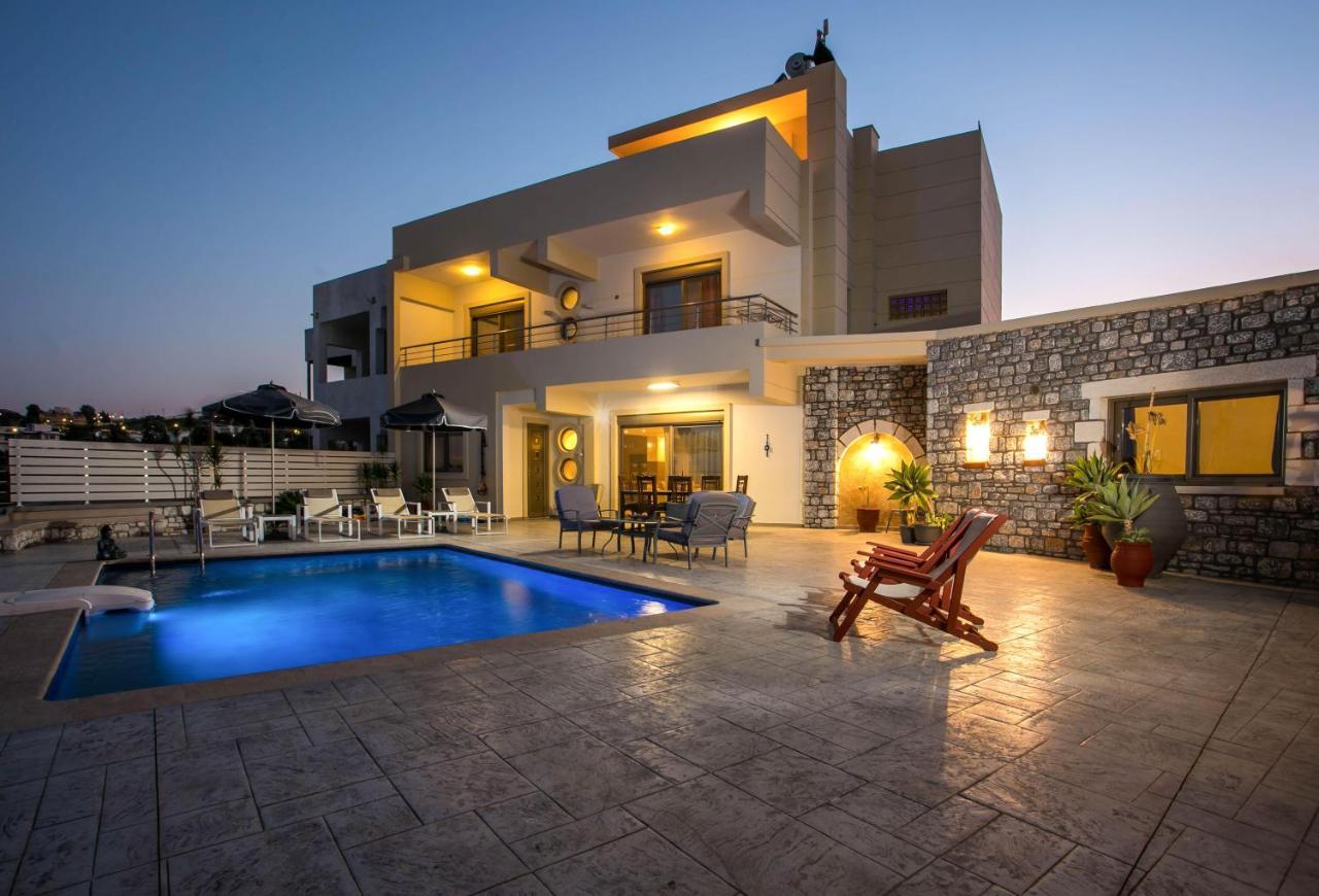 Des & Coo Luxury Villa With Private Pool 팔리라키 외부 사진