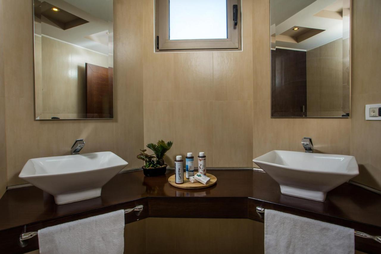 Des & Coo Luxury Villa With Private Pool 팔리라키 외부 사진