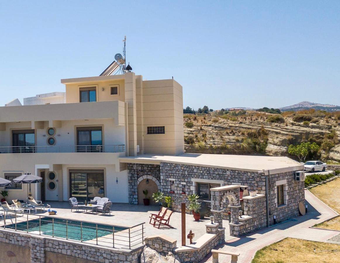 Des & Coo Luxury Villa With Private Pool 팔리라키 외부 사진
